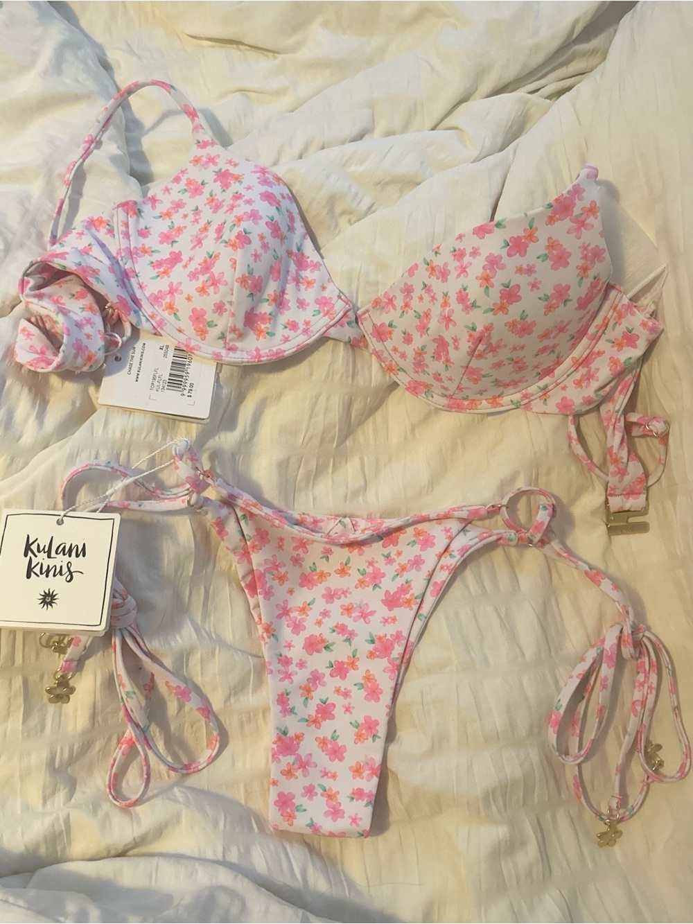 Size XL top M Bottom!!! Kulani Kinis Pink & Green Floral Tie-Side Bikini